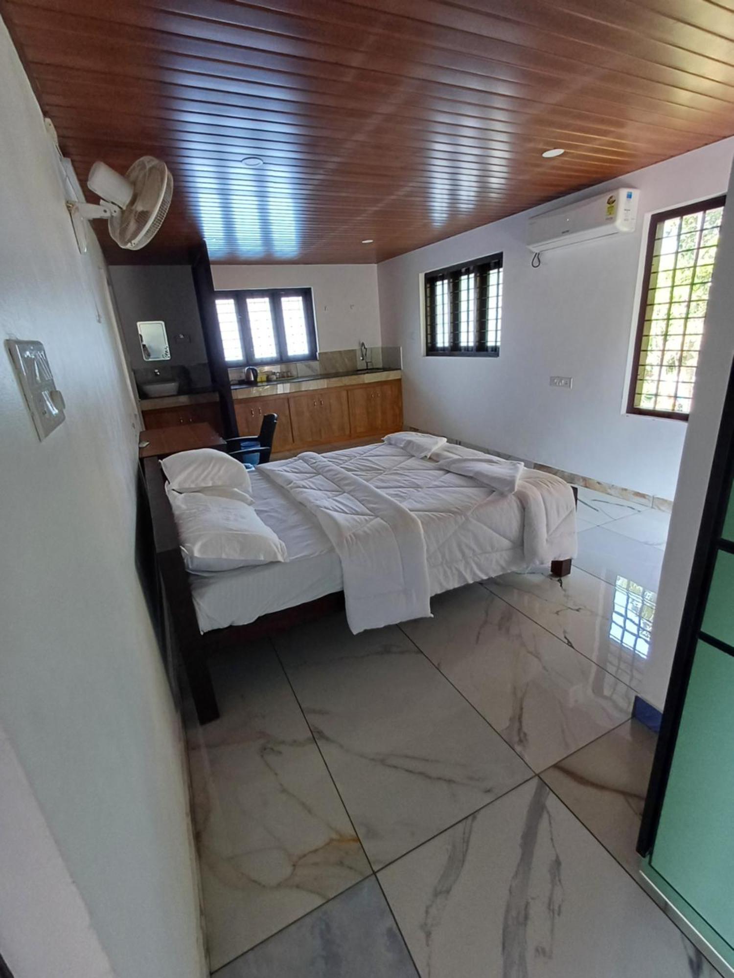 East West Beach Resorts Varkala Exterior photo